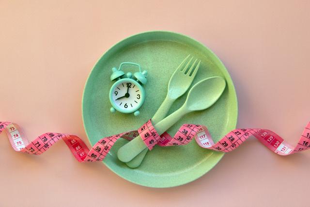 Comer tarde faz mal? Nutricionista revela na TV que esse detalhe faz toda a diferença no emagrecimento