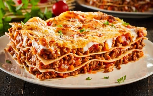 Lasanha de carne moída para almoço de domingo (Créditos: TudoGostoso)