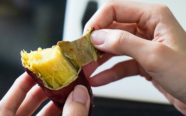 Nem frita, nem cozida: a melhor forma de preparar a batata-doce para conservar seus nutrientes