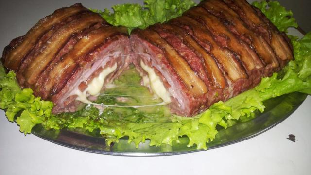 Rocambole de carne moída com linguiça (Créditos: TudoGostoso)