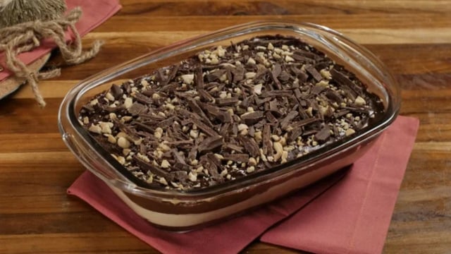 Aprenda a fazer uma sobremesa de travessa geladinha para servir nessa data especial (Créditos: TudoGostoso)