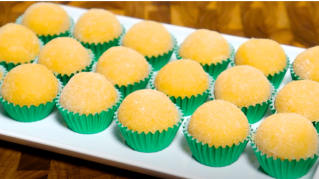 Faça para saborear em casa ou para vender: esse brigadeiro de milho cremoso me deixa com água na boca só de pensar
