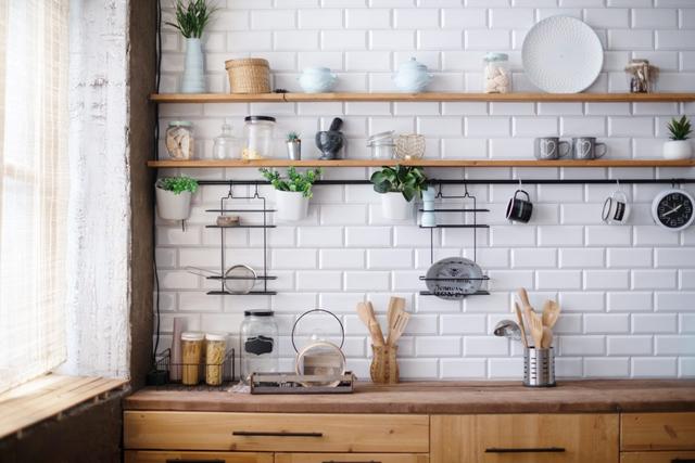Cozinha clássica: Veja 5 itens para compor a decoração do ambiente