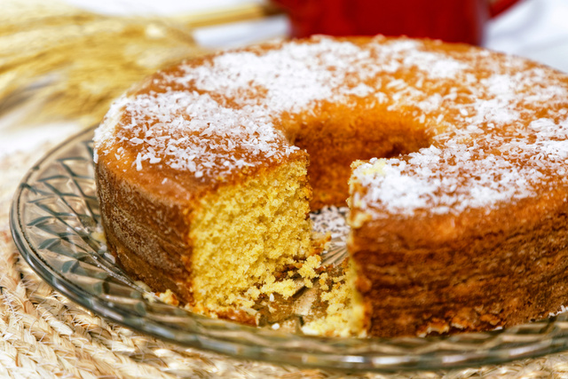 Essa é a melhor receita de bolo simples pra você fazer toda semana: quem comer não vai acreditar que foi tão fácil de fazer