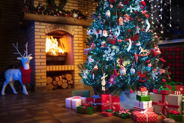 Enfeites extravagantes no tamanho e nas cores: será que as tendências para a decoração de Natal 2024 nos Estados Unidos pega no Brasil?