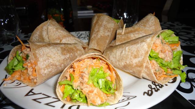 O rap de atum light é perfeito para aquele lanche rápido e gostoso! (Créditos: TudoGostoso)