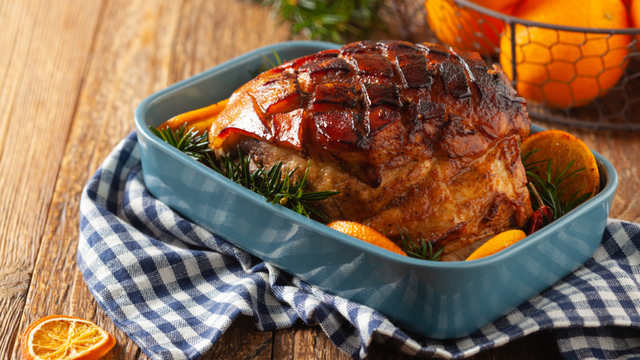 Pernil de Natal irresistível: o segredo da marinada perfeita para impressionar a família e não sobrar nenhum pedaço