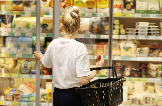 "Não caiam nessa cilada": famoso oncologista alerta sobre 9 alimentos que não são saudáveis como parecem e o último vai te surpreender