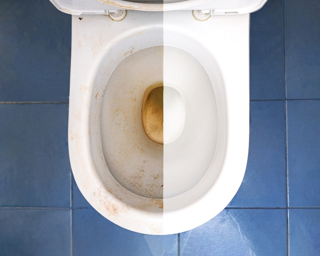 Nem vinagre nem bicarbonato de sódio: a maneira ideal de remover o calcário de torneiras e vasos sanitários