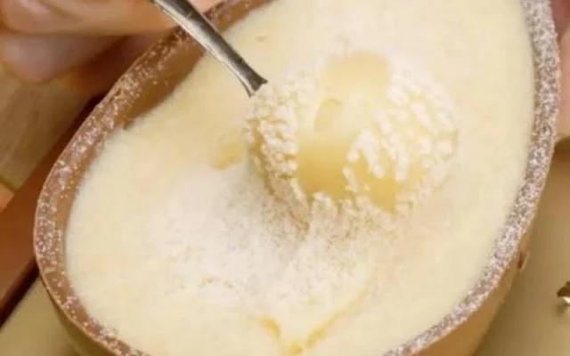 Ovo de Páscoa de leite em pó (Créditos: TudoGostoso/Kaique)