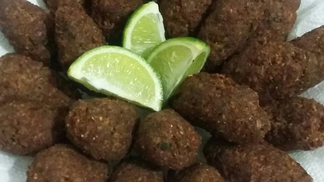 Essa receita base pode ser feita frita ou assada (Créditos: TudoGostoso)