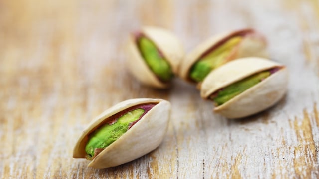 Pensei que fosse difícil, mas plantar pistache em casa é mais simples do que parece: saiba como regar e em quanto tempo dá frutos