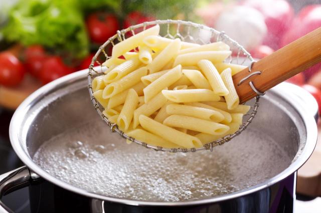 É por isso que o meu macarrão sempre fica soltinho, todo mundo me pede as dicas e agora vou revelar para você!