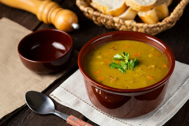 O que comer em uma noite fria? 6 receitas quentinhas e simples para o seu jantar