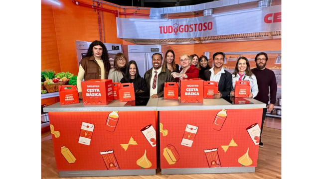 Equipe TudoGostoso com os parceiros Castelo Alimentos, Ajinomoto do Brasil, AB Mauri Brasil, Dentsu e Garage