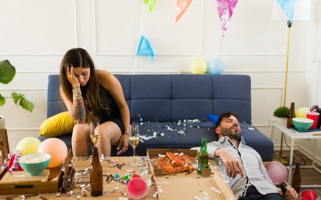 Acordou parecendo que um caminhão passou por cima? É isso que você deve comer para curar a ressaca