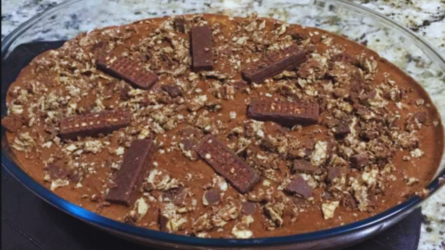 Essa torta de bis vai te deixar com água na boca! (Créditos: TudoGostoso/Cirlaine)