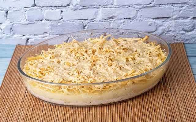 O fricassê que é tradição no Dia das Mães aqui em casa porque é fácil e eu não sei cozinhar muito bem