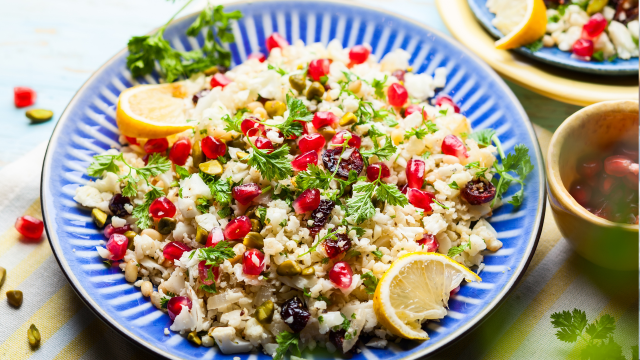 Cuscuz de couve-flor para uma refeição saudável e pouco calórica (ou com bacon!)
