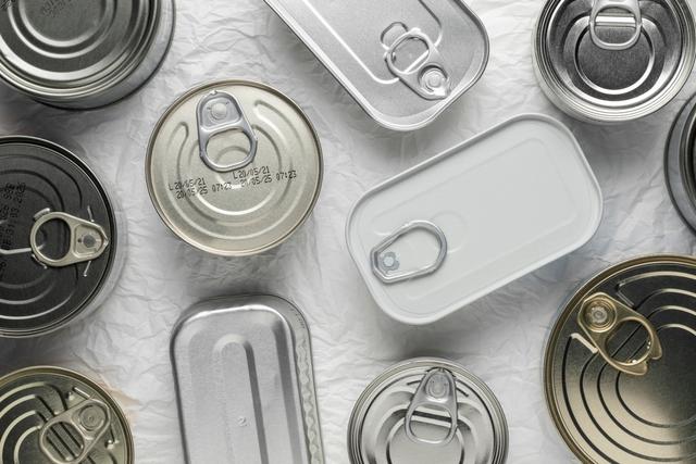 Nem atum, nem sardinha: o alimento enlatado que tem mais cálcio é adorado por brasileiros