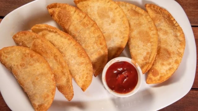 Sirva bem quentinho e capriche no recheio (Créditos: Shutterstock)