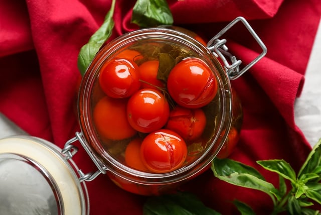 Teresa Nadal, cozinheira: "Os melhores tomates em conserva são feitos em casa em 20 minutos com sal marinho, mas o segredo é escorrer bem os tomates à mão antes de colocá-los no frasco."
