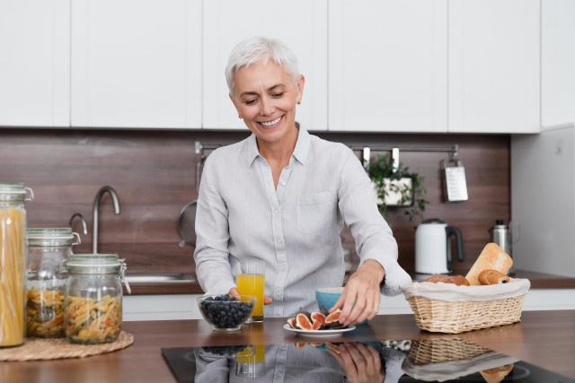 A estratégia de uma refeição por dia aos 50 é o segredo da longevidade, garante nutricionista