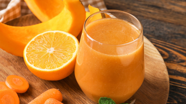 Suco de laranja com abóbora? Combinação é cheia de nutrientes e muito refrescante