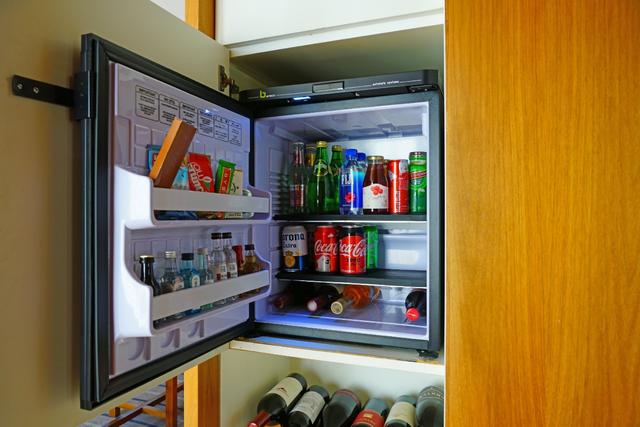 Frigobar: Será que uma mini-geladeira é necessária em sua casa?