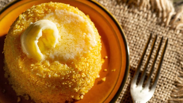 Aprendi com o TudoGostoso como fazer um bom cuscuz para o café da manhã: sem ressecar, rápido e fofinho