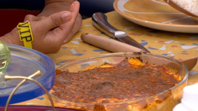 BBB 26: vidro no fricassê chocou participantes, mas por que a travessa quebrou no forno?