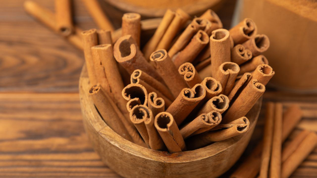 Cheia de benefícios, a canela é a especiaria mais versátil de todas (Créditos: Shutterstock)