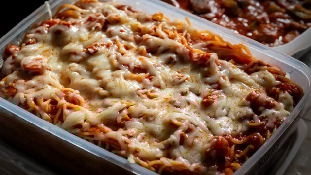 Espaguete assado à toscana: aqui em casa dizem que é melhor que lasanha e me pedem o tempo todo