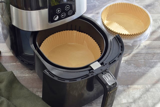 Acessórios para air fryer que fazem diferença na rotina e muita gente ainda não usa