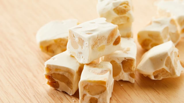 Torrone caseiro: sobremesa tradicional do Natal italiano derrete na boca e é muito fácil de fazer