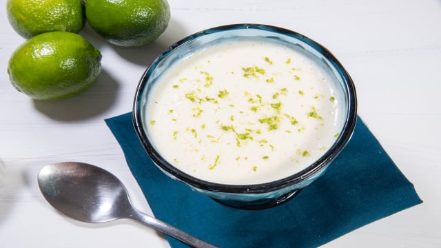 Creme de limão italiano: sobremesa gelada com 3 ingredientes que fica pronta em 5 minutos