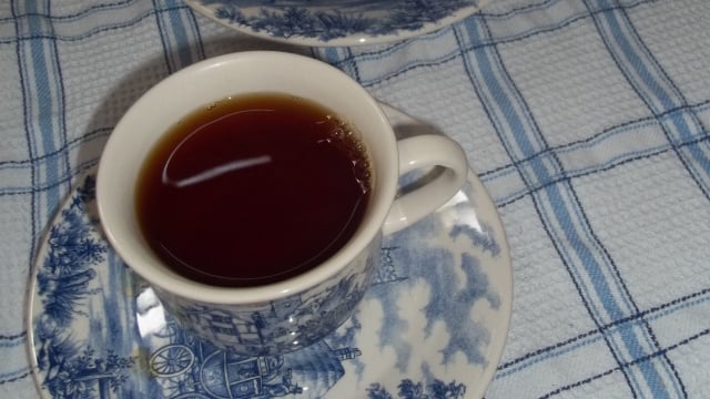 Veja como fazer o chá preto para incluí-lo no seu dia a dia (Créditos: TudoGostoso)