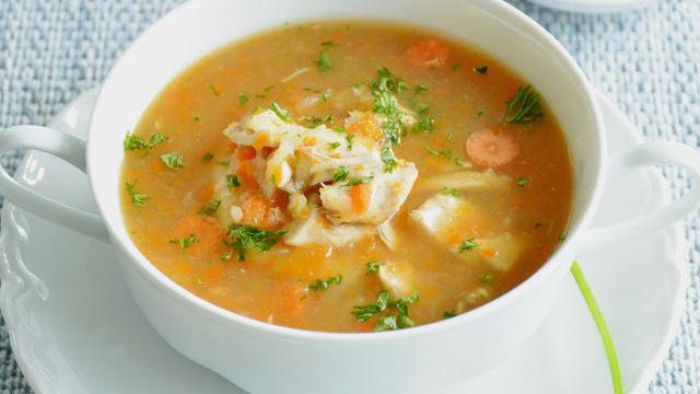 Canja de galinha (Créditos: Canva)