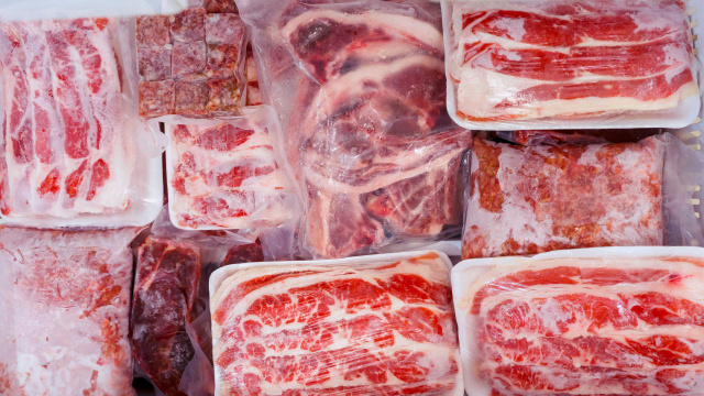 Você congela carne para sempre ter com facilidade? Ela pode não estar adequada para consumo fique atento!