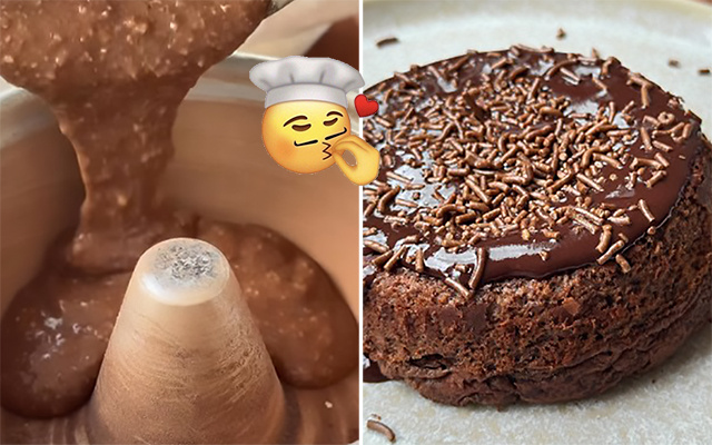 Acordei com muita vontade de comer um bolo bem chocolatudo e fiz essa receita saudável, ficou fofinho e delicioso!