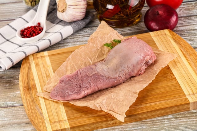 Dicas para cozinhar língua de boi: como obter uma carne macia e suculenta