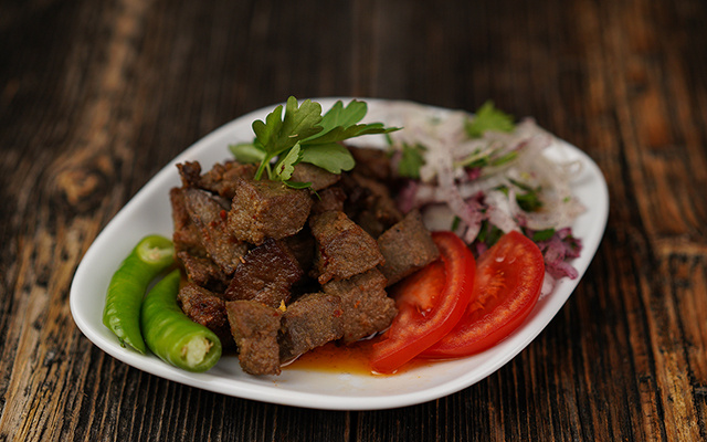 Nem gema de ovo, nem salmão: esse é o alimento com mais biotina, essencial para a saúde da pele, cabelo, unhas e metabolismo