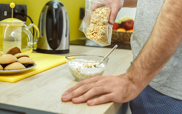 Todo mundo pode comer aveia? Esses são os malefícios ocultos do ingrediente que você nem imagina