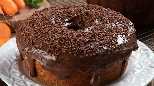 O segredo científico para o bolo de cenoura não solar que ninguém te contou!