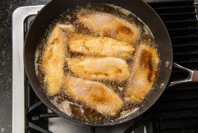 Truque INFALÍVEL para fritar o peixe sem deixar CHEIRO RUIM na cozinha