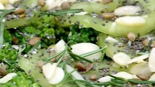 Salada cura ressaca. (créditos: TudoGostoso)