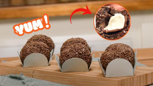 Ideia genial para um doce diferente: brigadeiro recheado com sorvete de lambuzar (e lamber) os dedos!