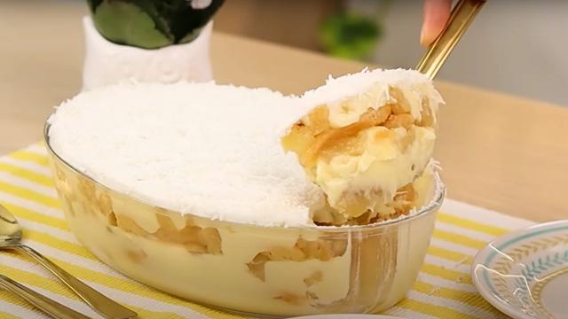 Pavê cremoso de abacaxi com coco: a melhor sobremesa gelada que eu já comi, dá vontade de fazer todo fim de semana