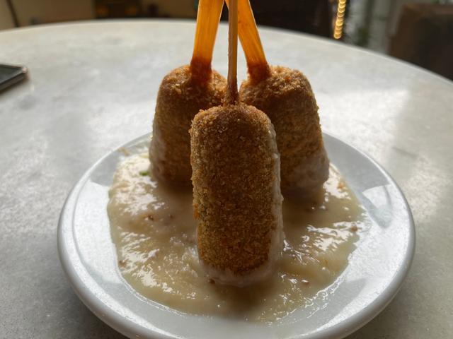 Bolinho de vaca atolada é um das opções do Bar do Mineiro. (Foto: TudoGostoso)
