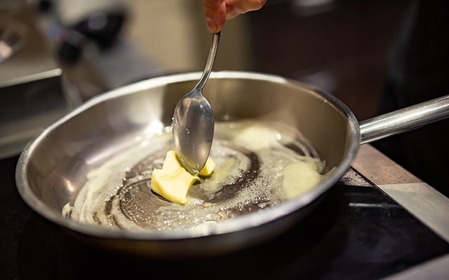 Afinal, qual a real diferença entre manteiga e margarina? TudoGostoso ensina se a troca pode impactar suas receitas